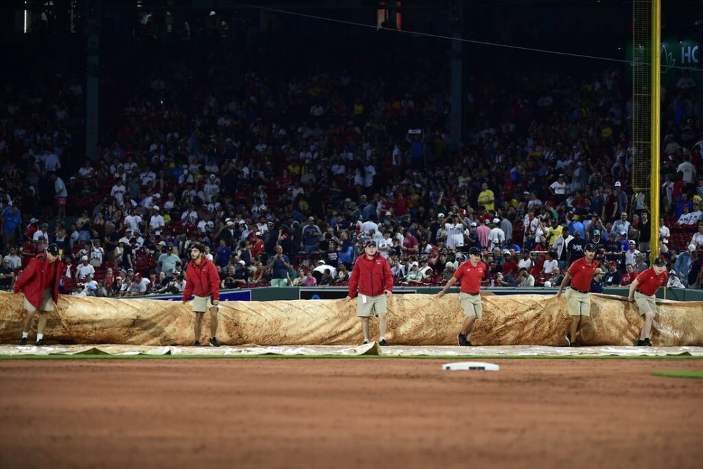 Reds, Red Sox