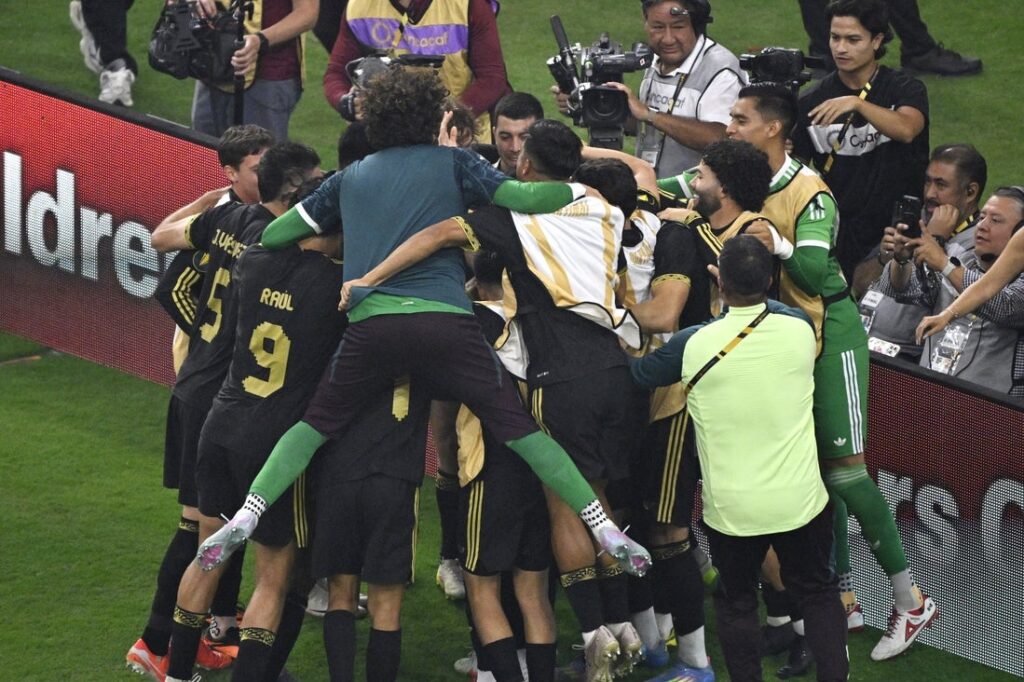 edson alvarez