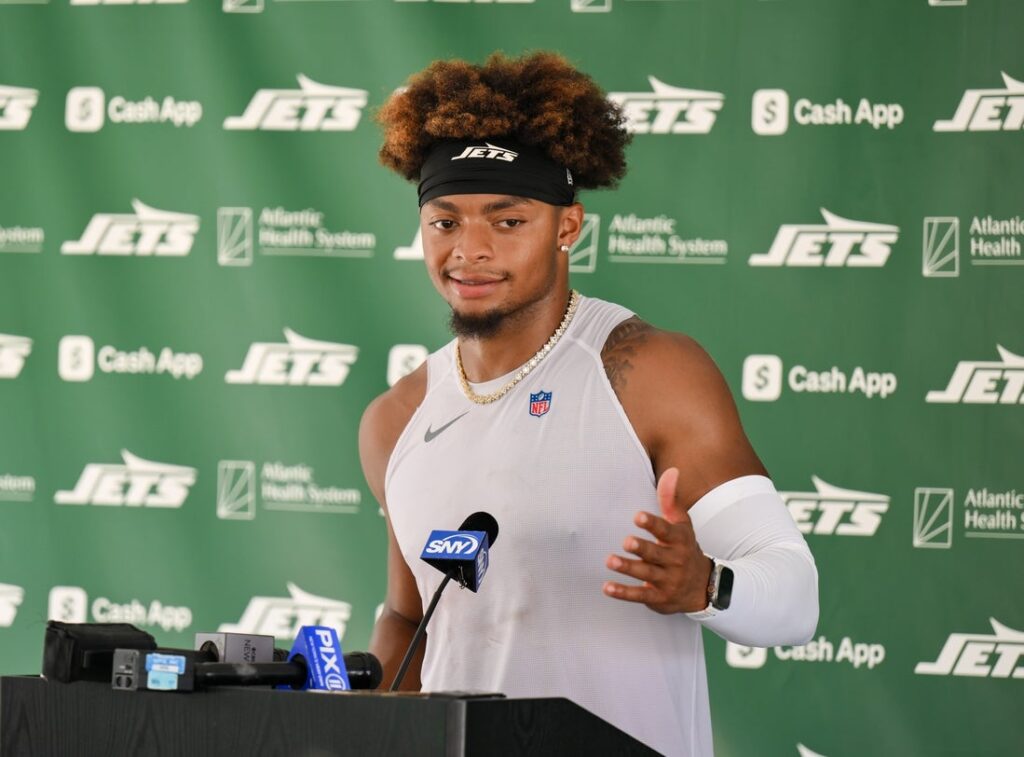 justin fields jets