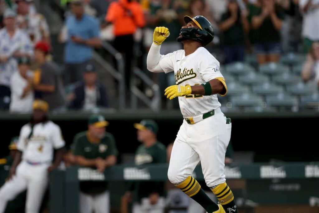 Athletics, Mariners