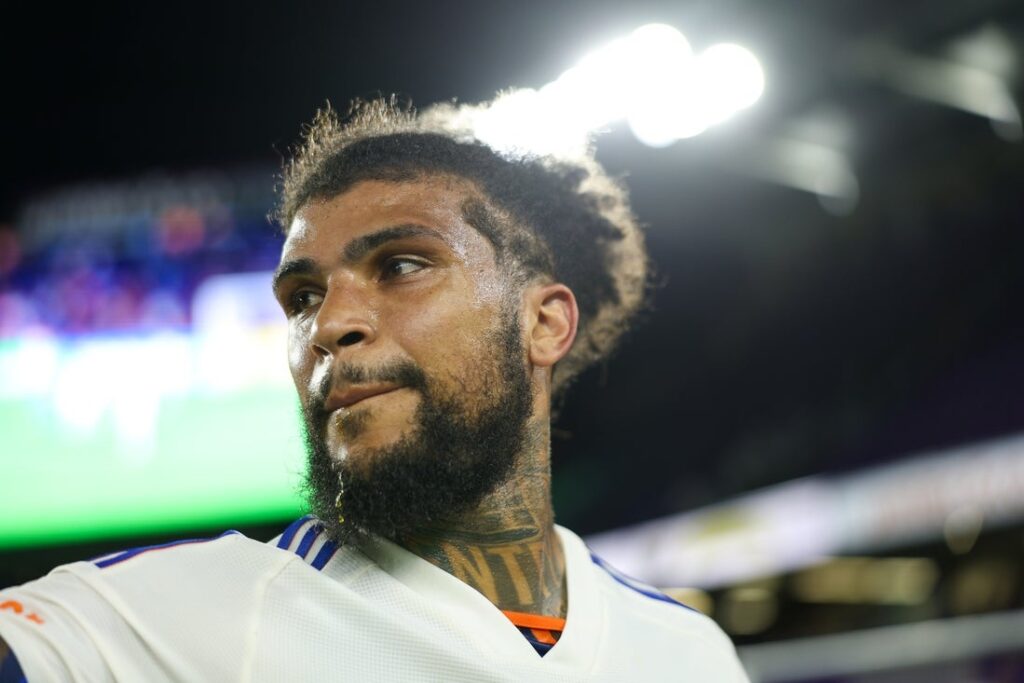 deandre yedlin