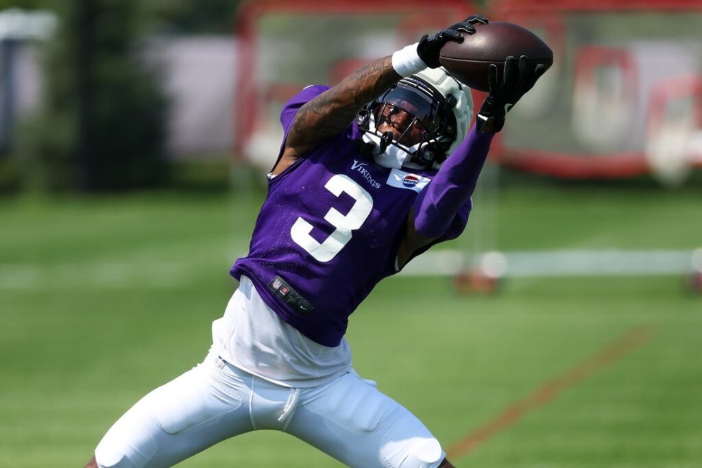 vikings jordan addison