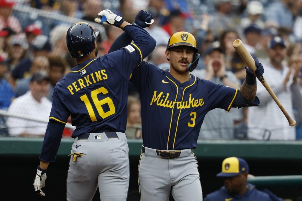 milwaukee brewers