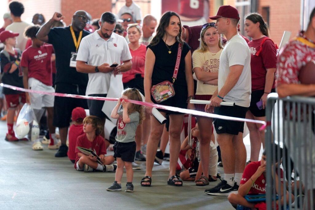 oklahoma memorial stadium