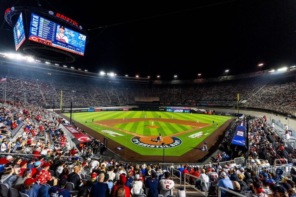 Atlanta Braves, Cincinnati Reds,