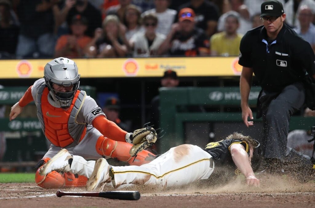 Giants, Pirates