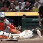Giants, Pirates