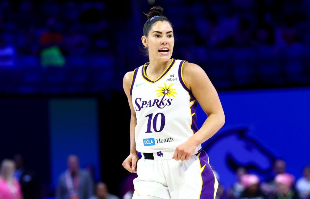 kelsey plum scores