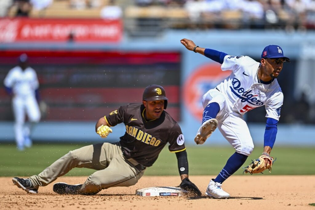padres dodgers aug. 16