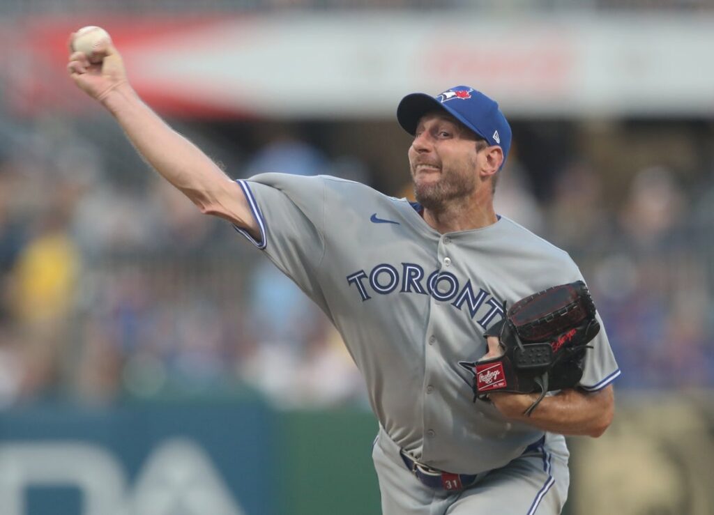 blue jays pirates