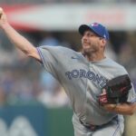 blue jays pirates