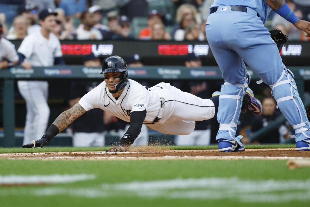 tigers royals