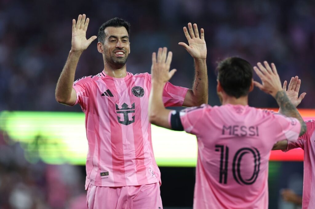 sergio busquets celebrate