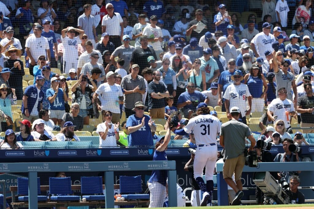 Dodger Stadium fans