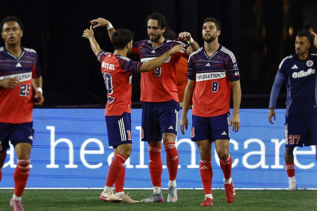 New England Revolution Campana