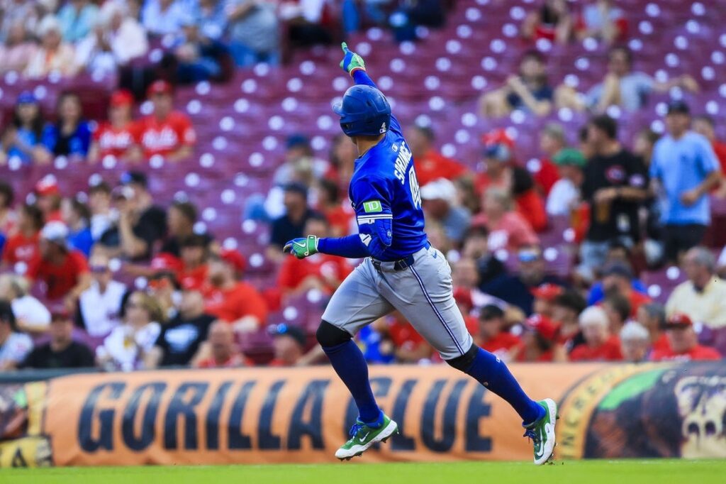 blue jays reds