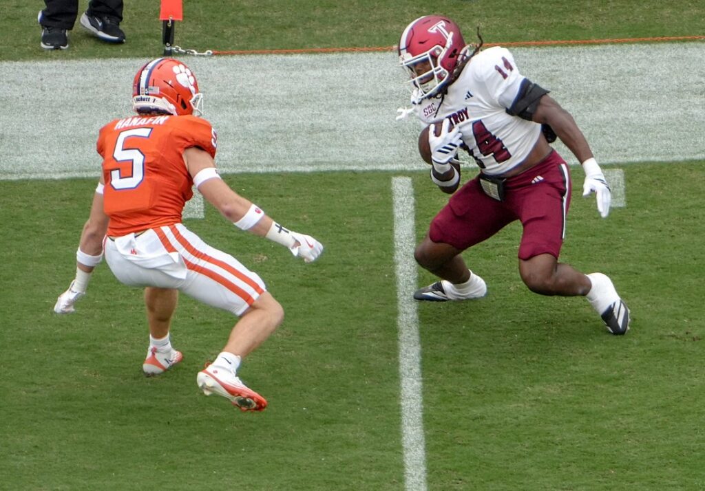 Clemson, Troy