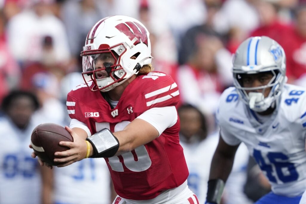 wisconsin, football