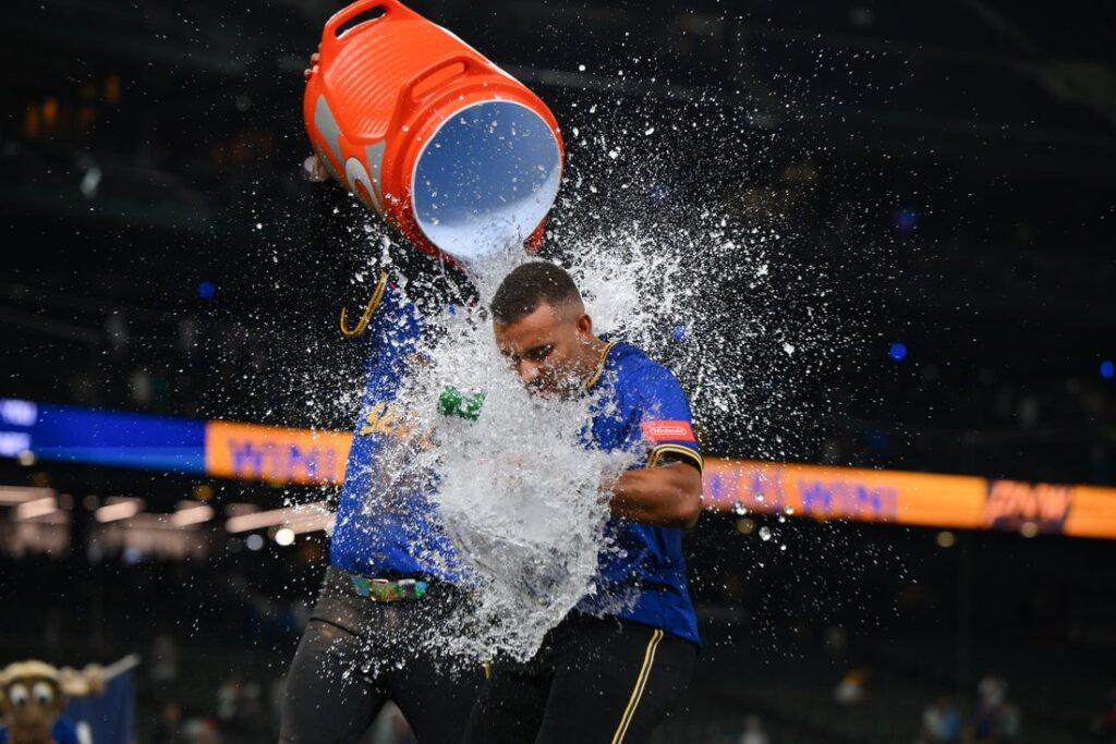 Mariners, Angels
