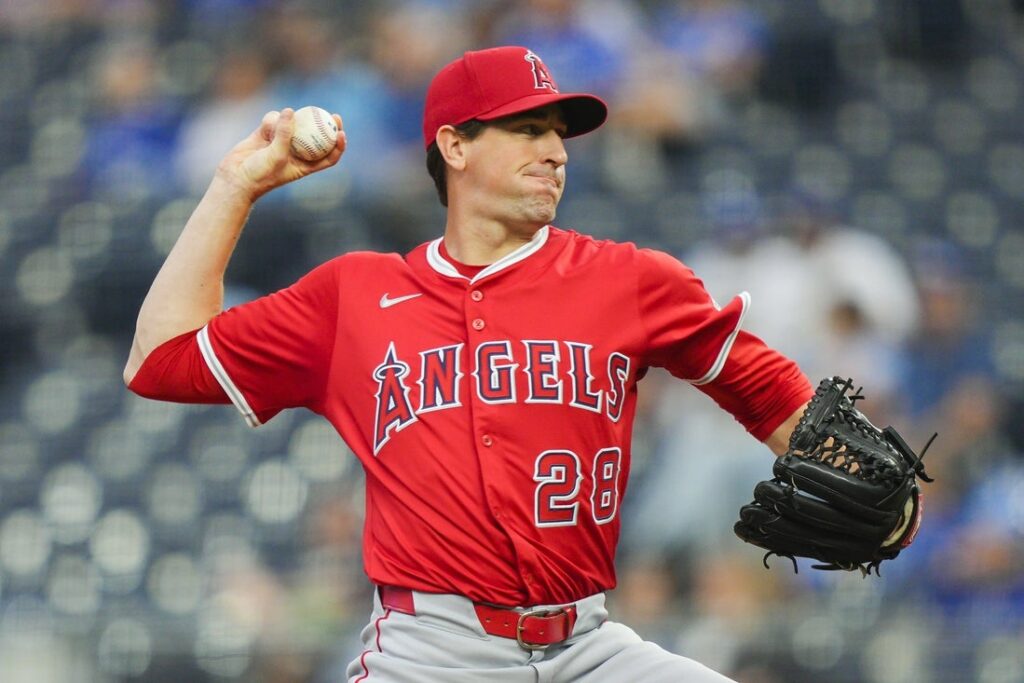 Kyle Hendricks, Angels