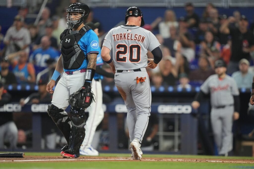 Tigers, Marlins