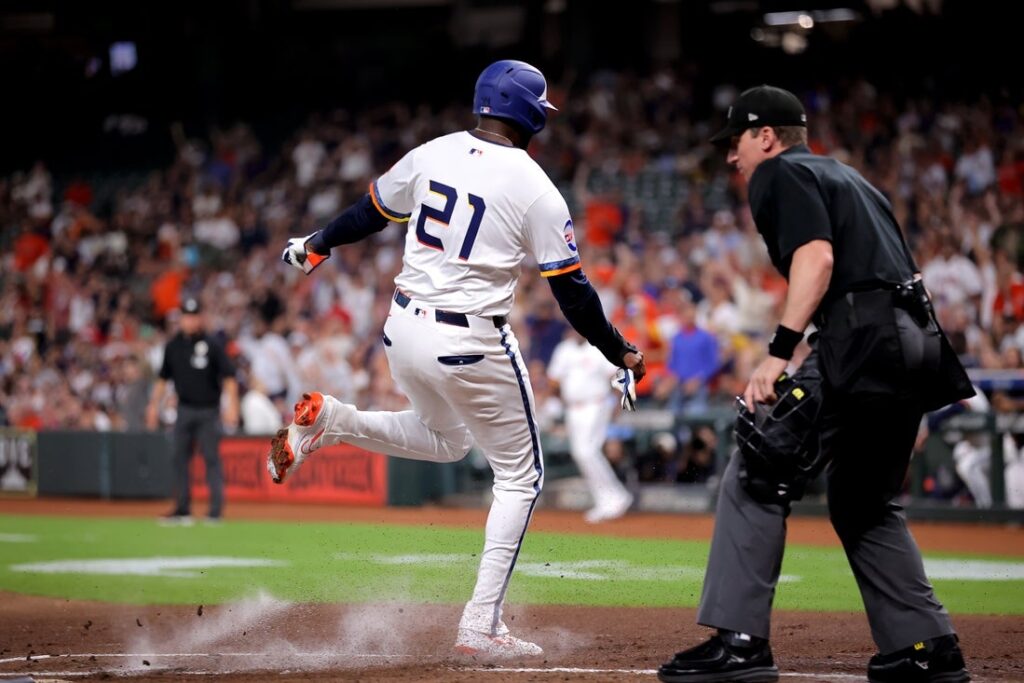 Alvarez, Astros, Rangers