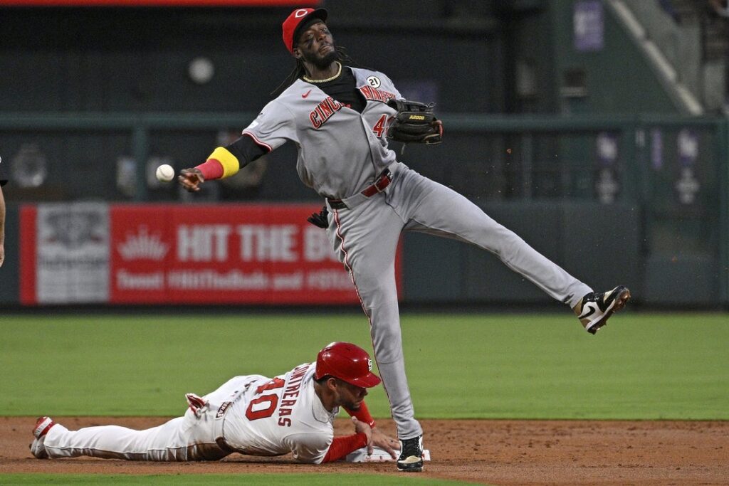 Reds, Cardinals