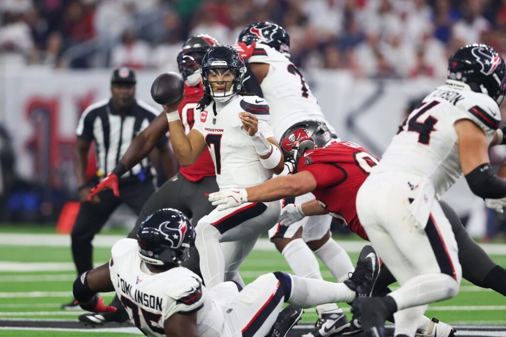 Buccaneers, Texans