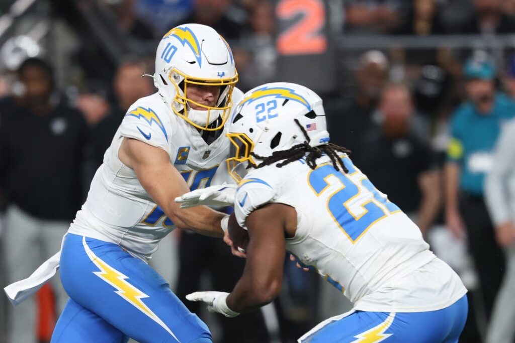 chargers, raiders