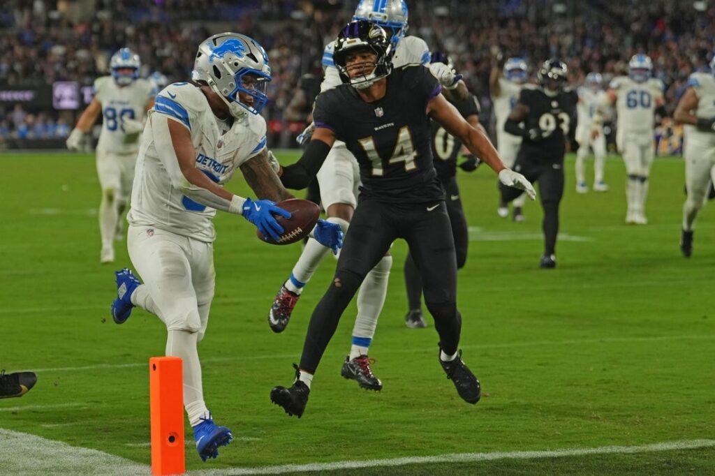 Ravens, Lions, montgomery