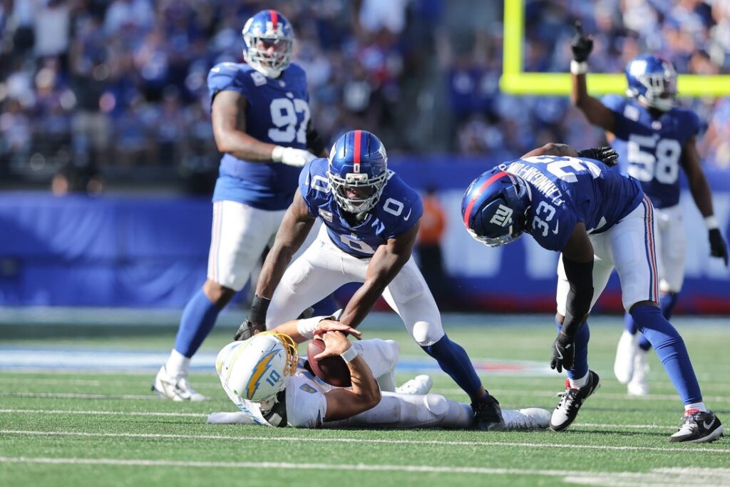Chargers, Giants