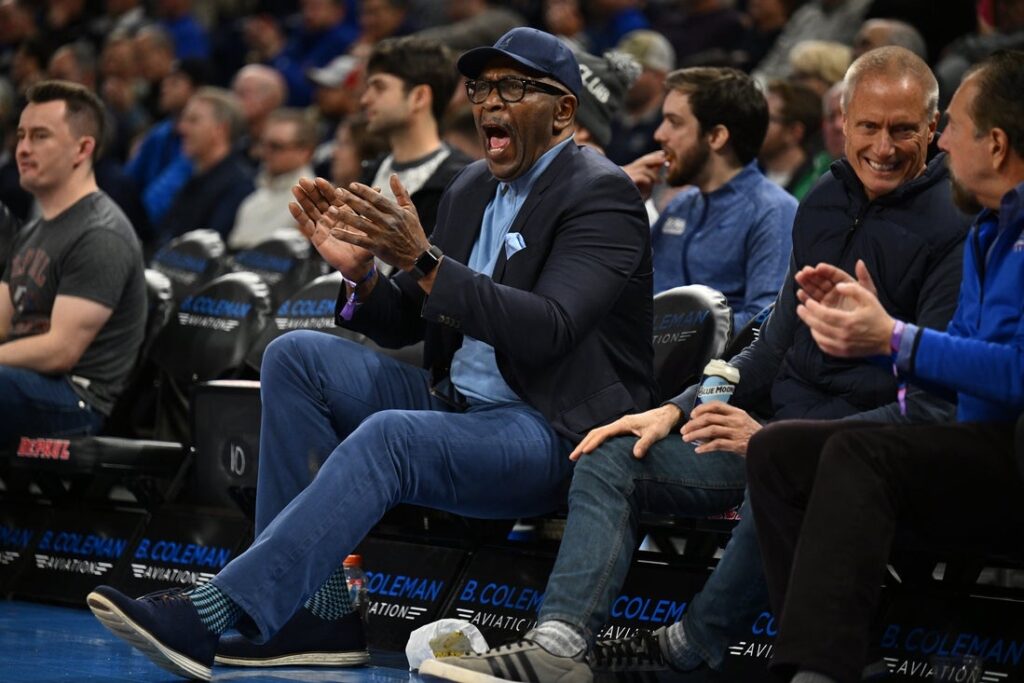 mark aguirre