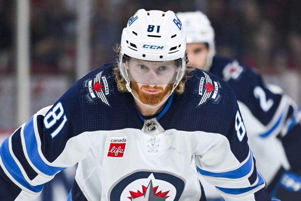 kyle connor jets face