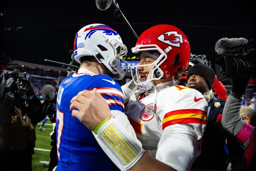 mahomes, josh allen