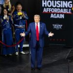 donald trump podium