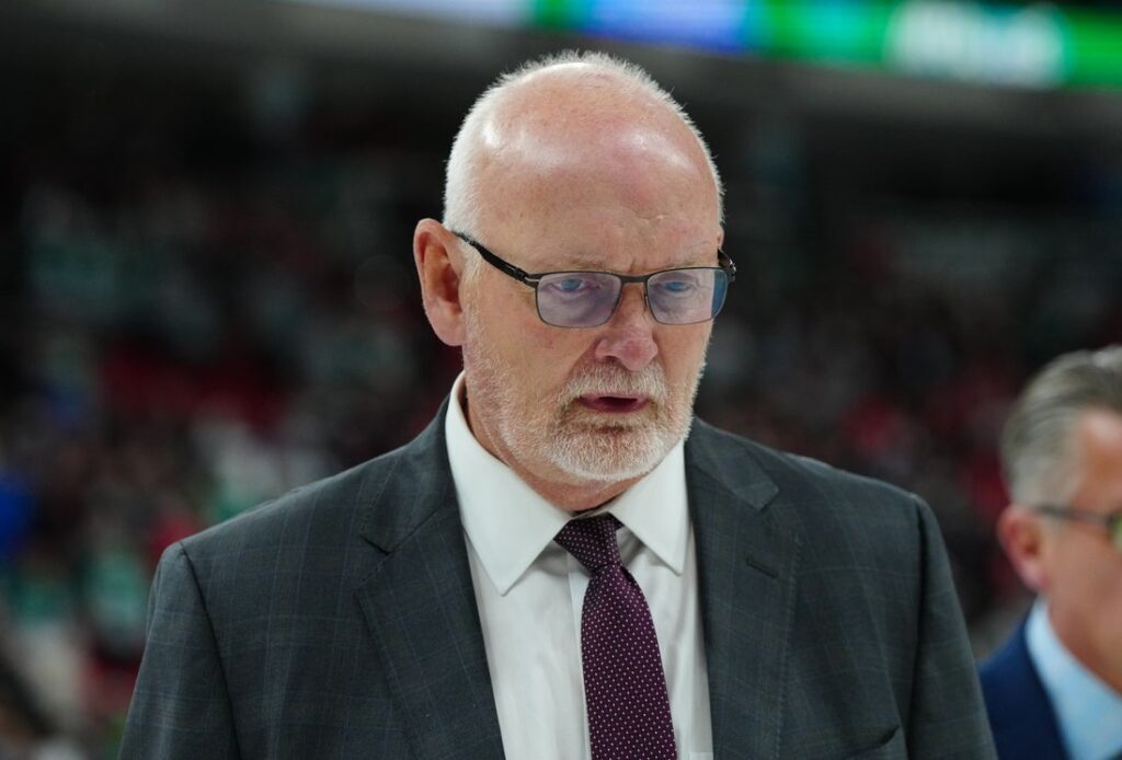 lindy ruff