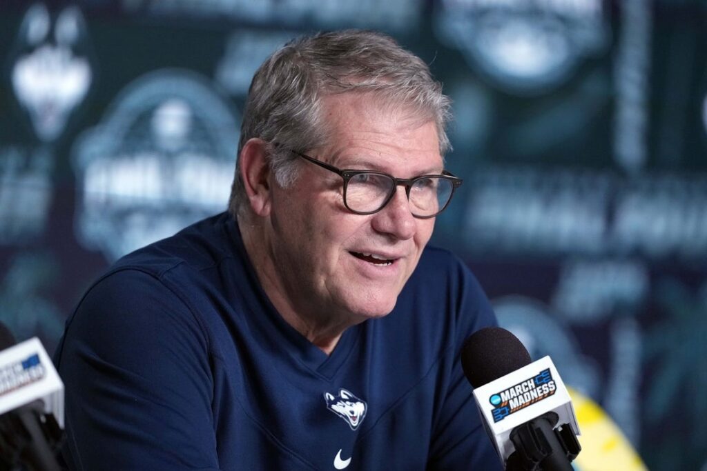 uconn auriemma