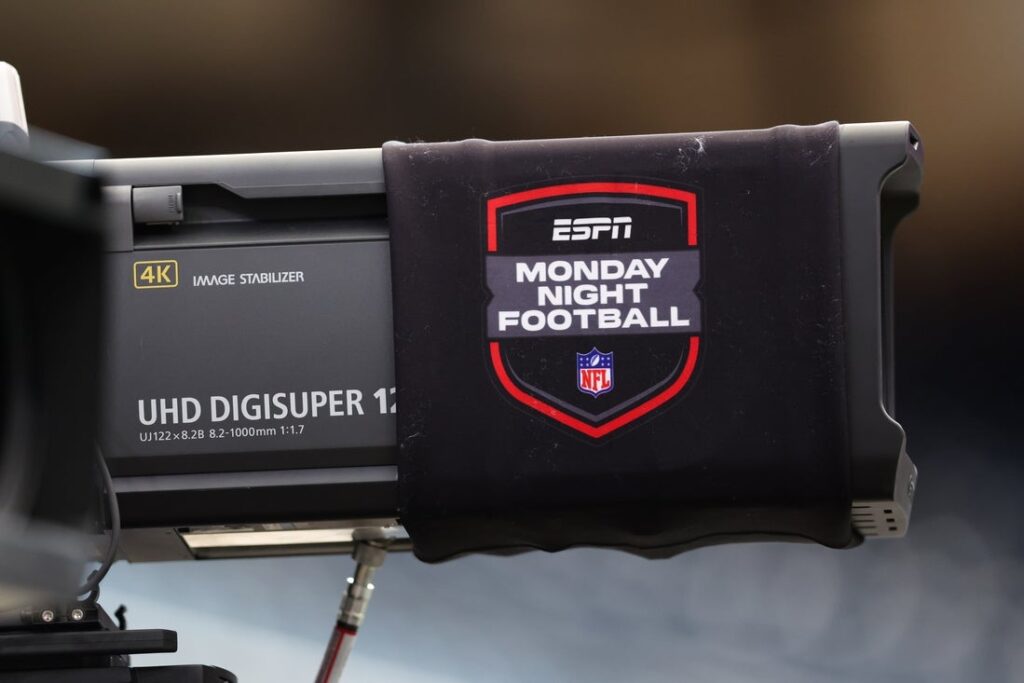 nfl, camera