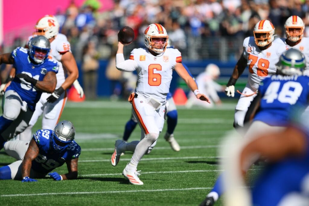 tampa Bay Buccaneers, Seattle Seahawks