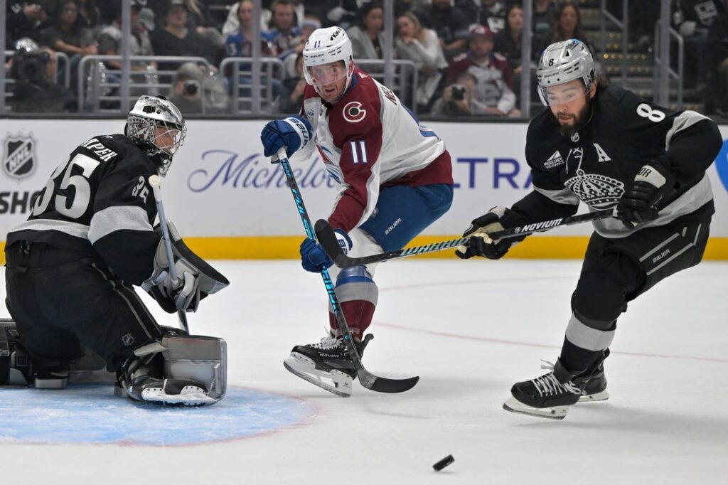 Kings, Avalanche