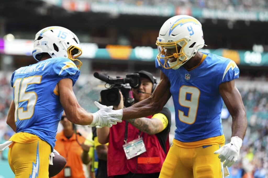 chargers, dolphins