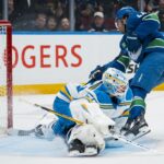 Blues, Canucks
