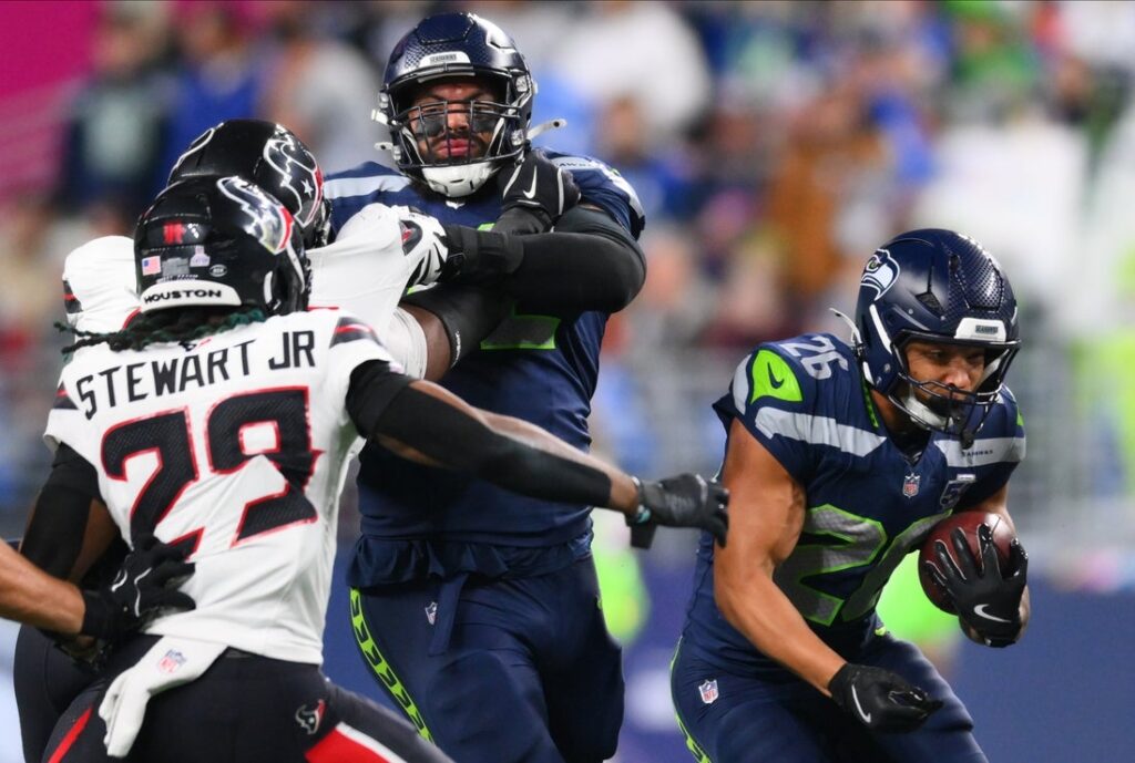 seahawks charbonnet