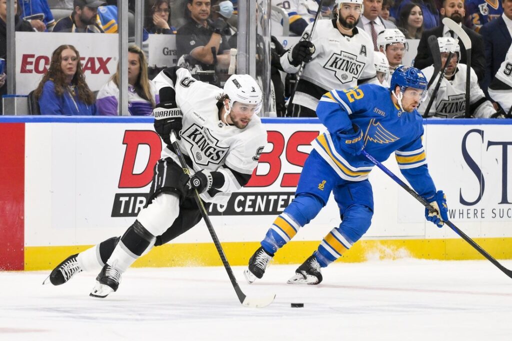 Kings, Blues