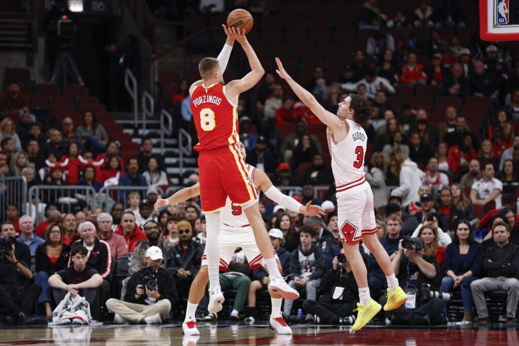 Hawks, Bulls