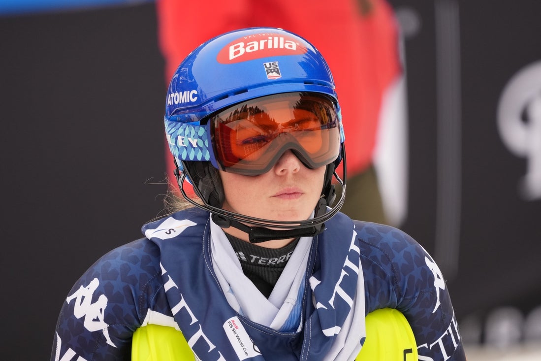 Mikaela Shiffrin wins second consecutive World Cup slalom event