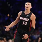 Tyler Herro reacts