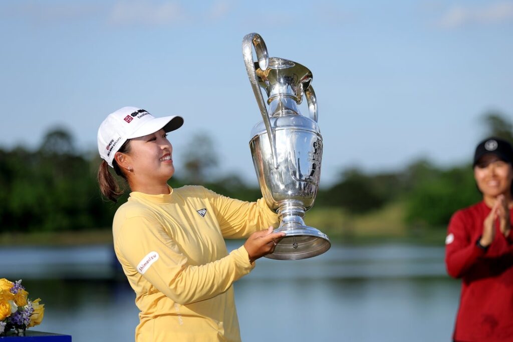 lpga chevron trophy