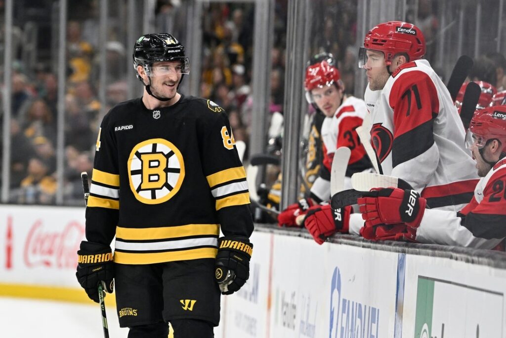 Boston Bruins, Hurricanes