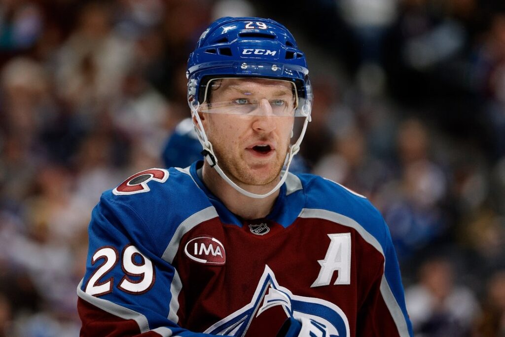 Nathan MacKinnon